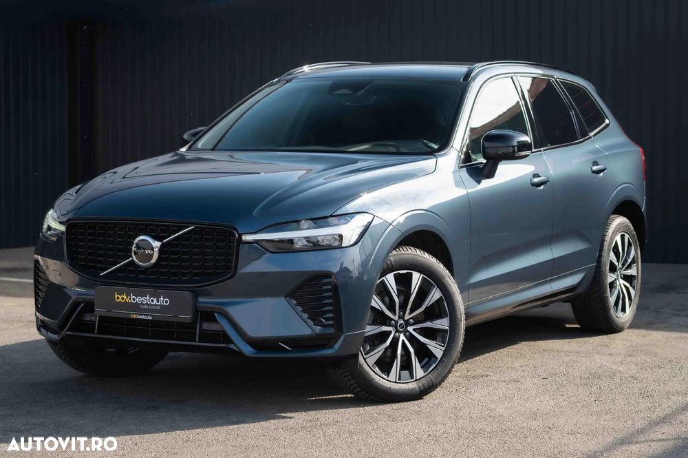 Volvo XC 60 B4 MHEV AT AWD Plus Dark - 27