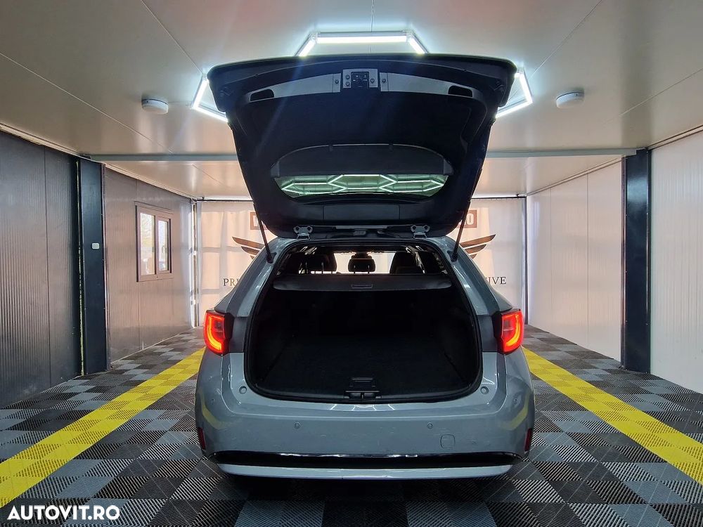 Toyota Corolla 1.8 Hybrid Business Edition - 7