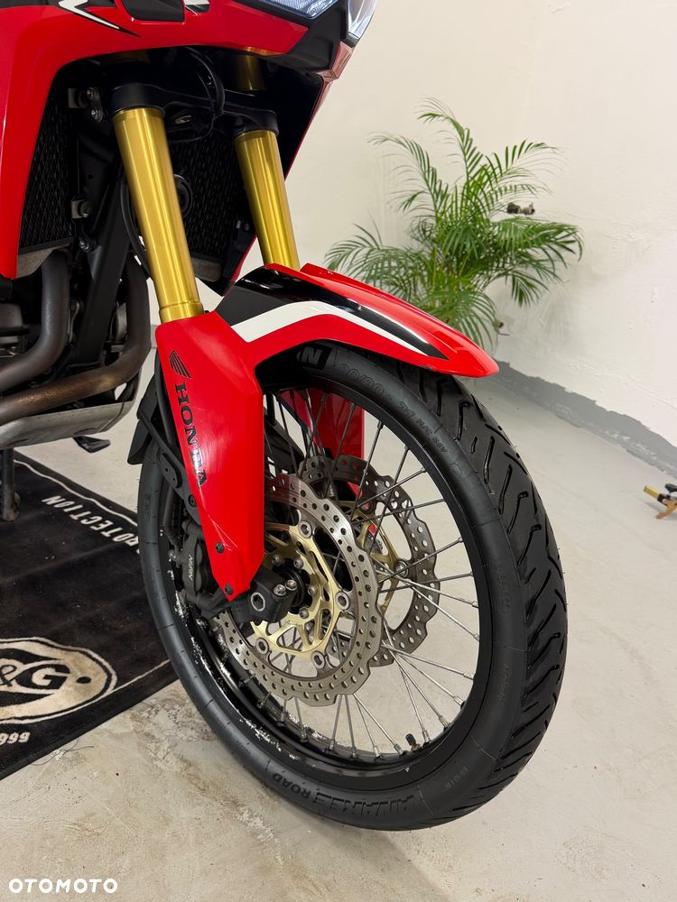 Honda CRF - 9