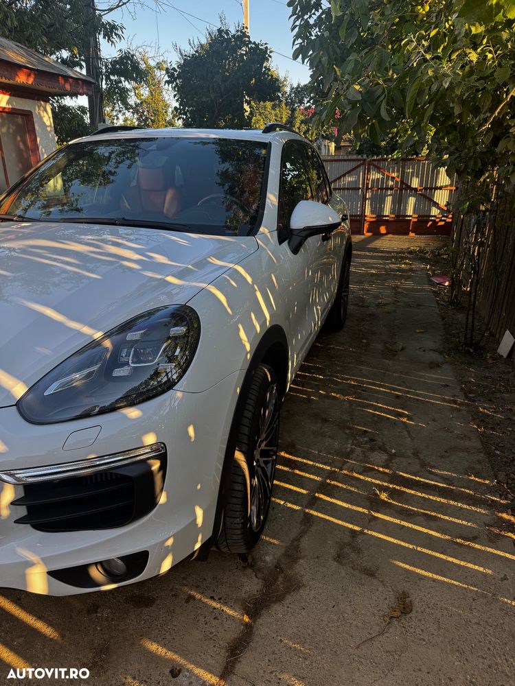 Porsche Cayenne 3.0 L - 9