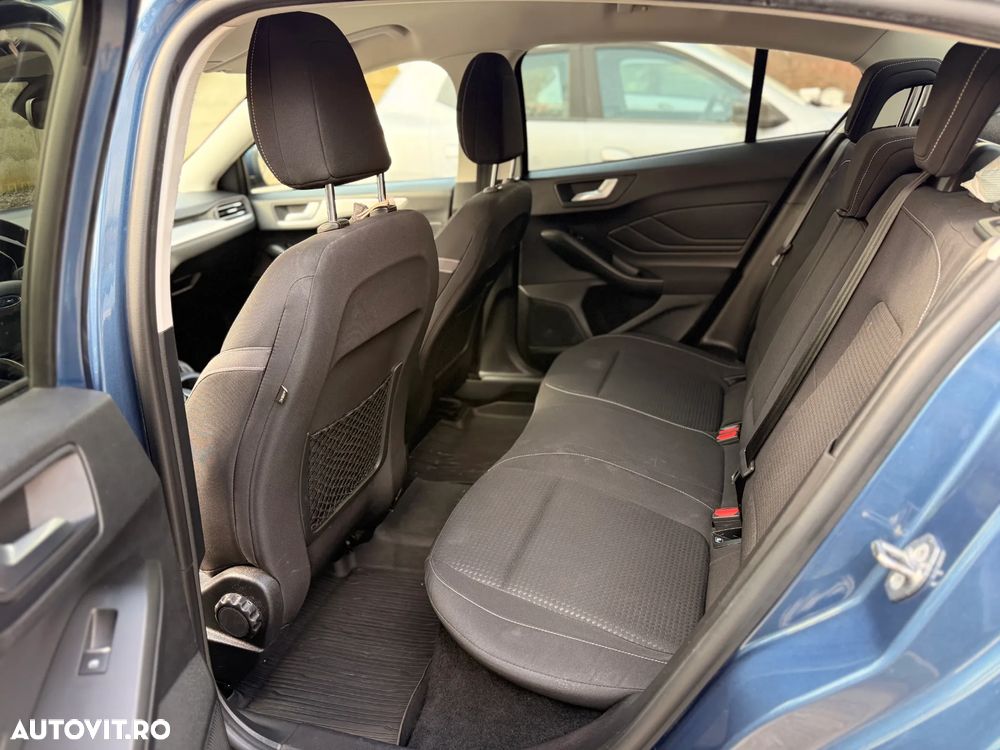 Ford Focus 1.0 EcoBoost Trend Edition - 6