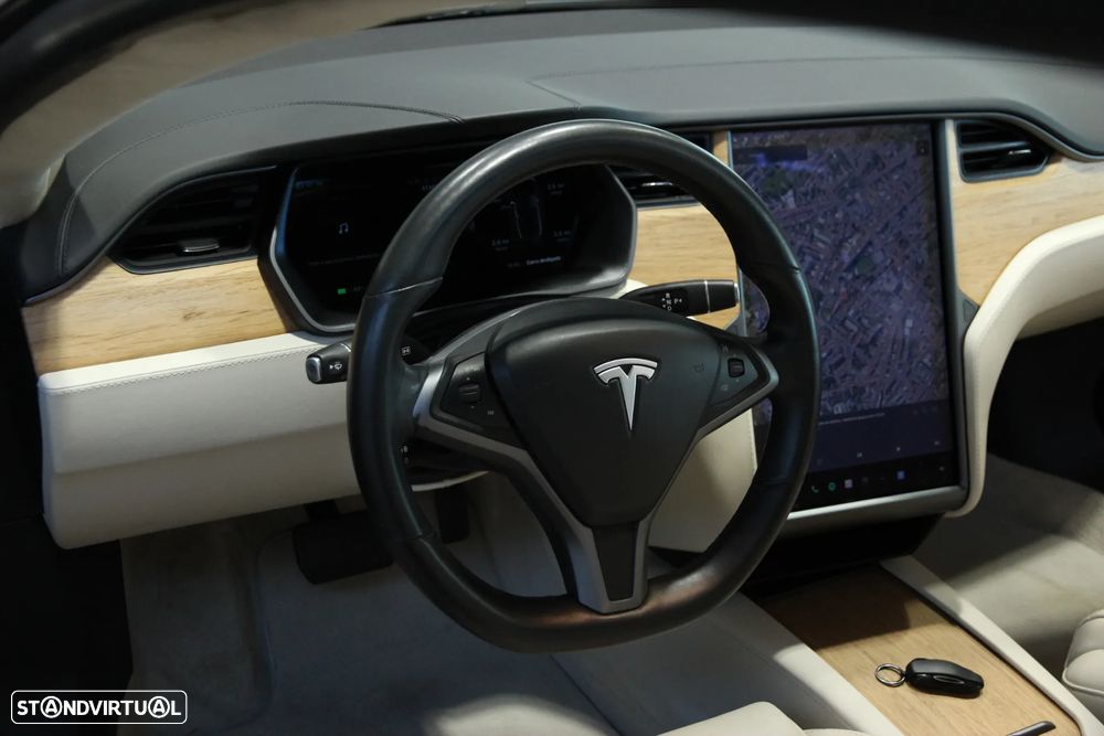 Tesla Model S 100D - 13