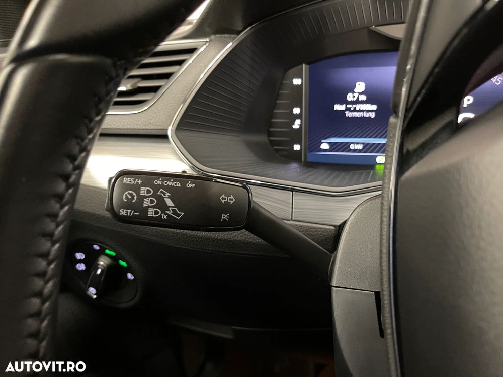 Skoda Superb 2.0 TDI DSG Ambition - 22