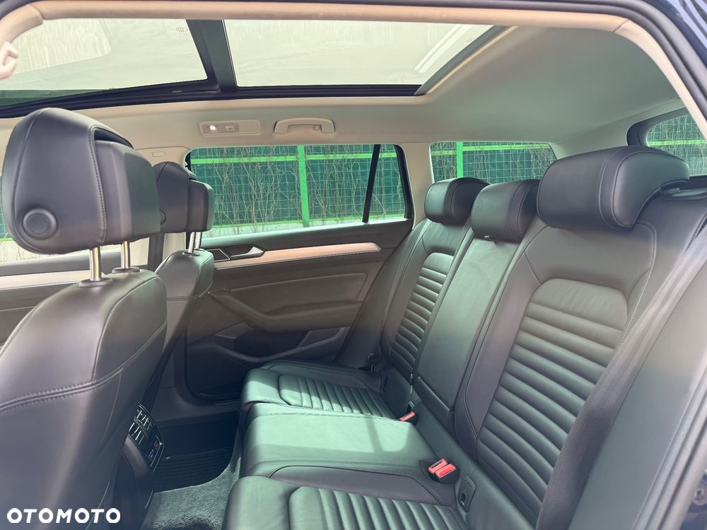 Volkswagen Passat - 23