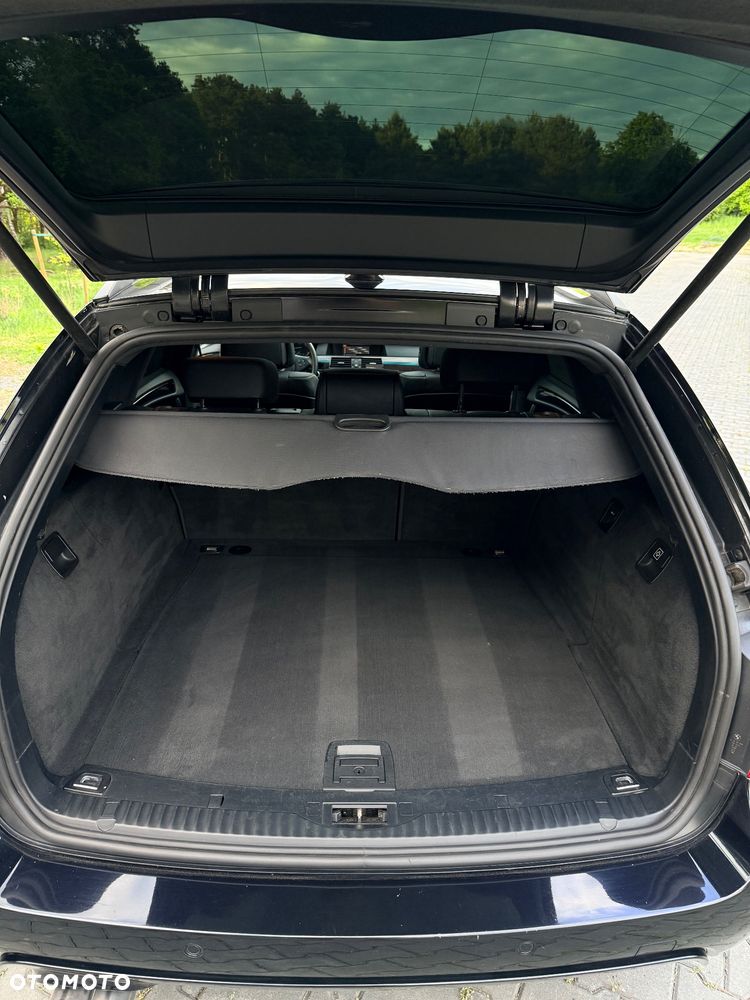 BMW Seria 5 525d Edition Exclusive - 14