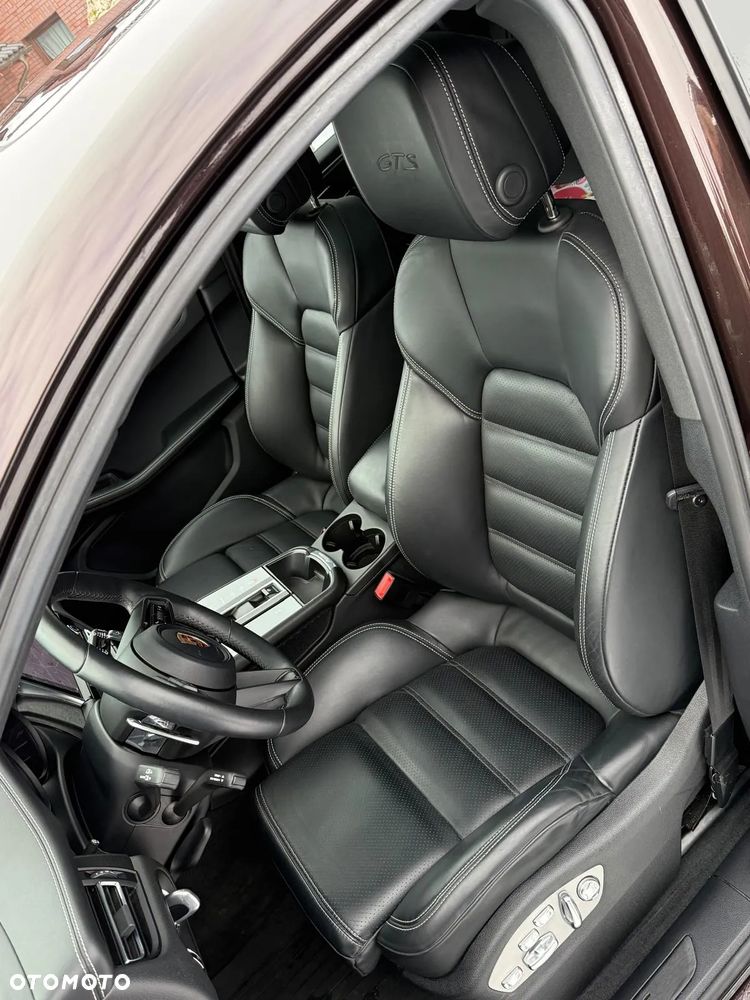 Porsche Macan Standard - 7