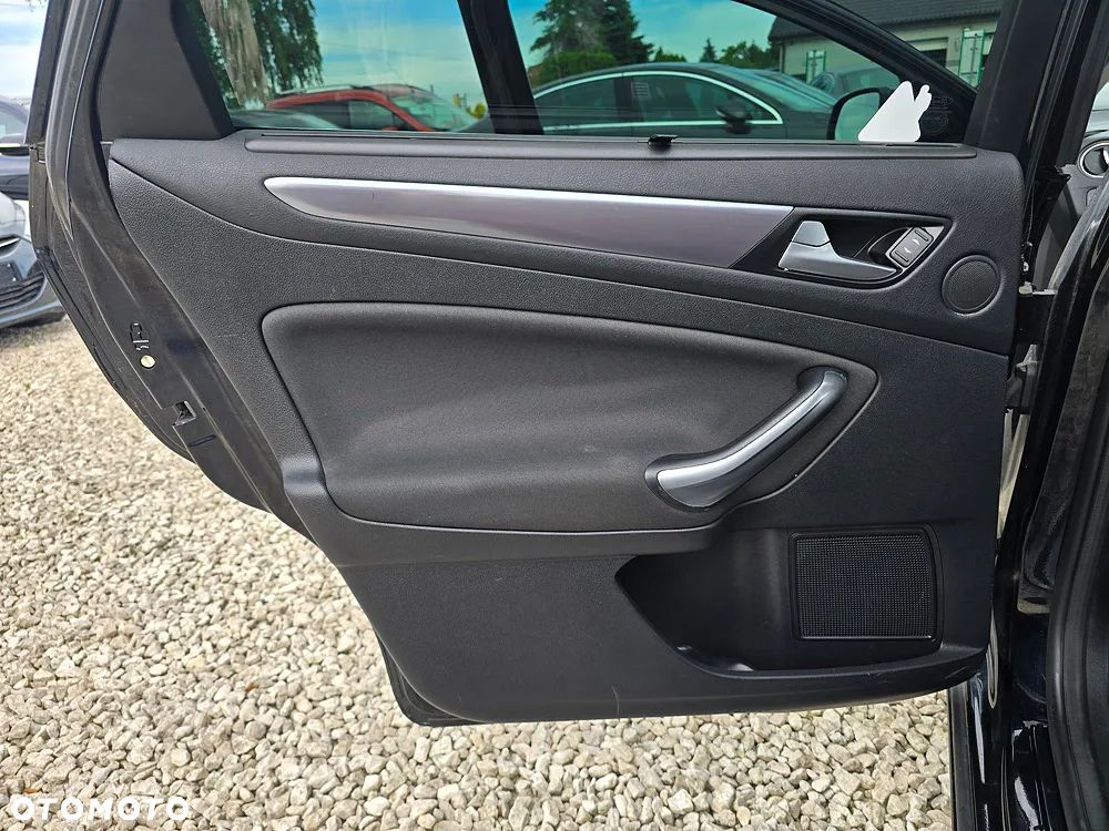 Ford Mondeo 2.2 TDCi Titanium X - 16