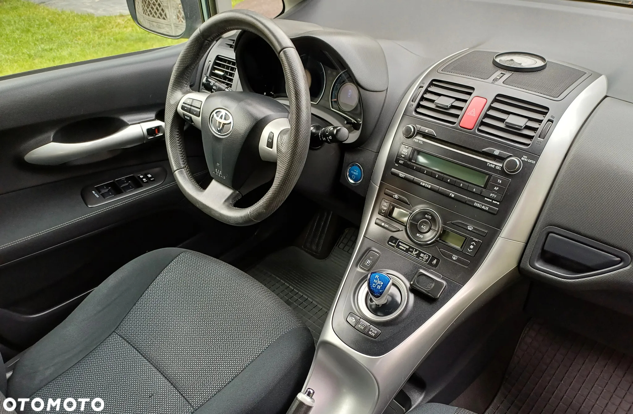 Toyota Auris 1.8 HSD Prestige - 14