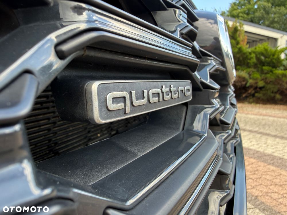 Audi Q5 50 TFSIe quattro S tronic S line - 4