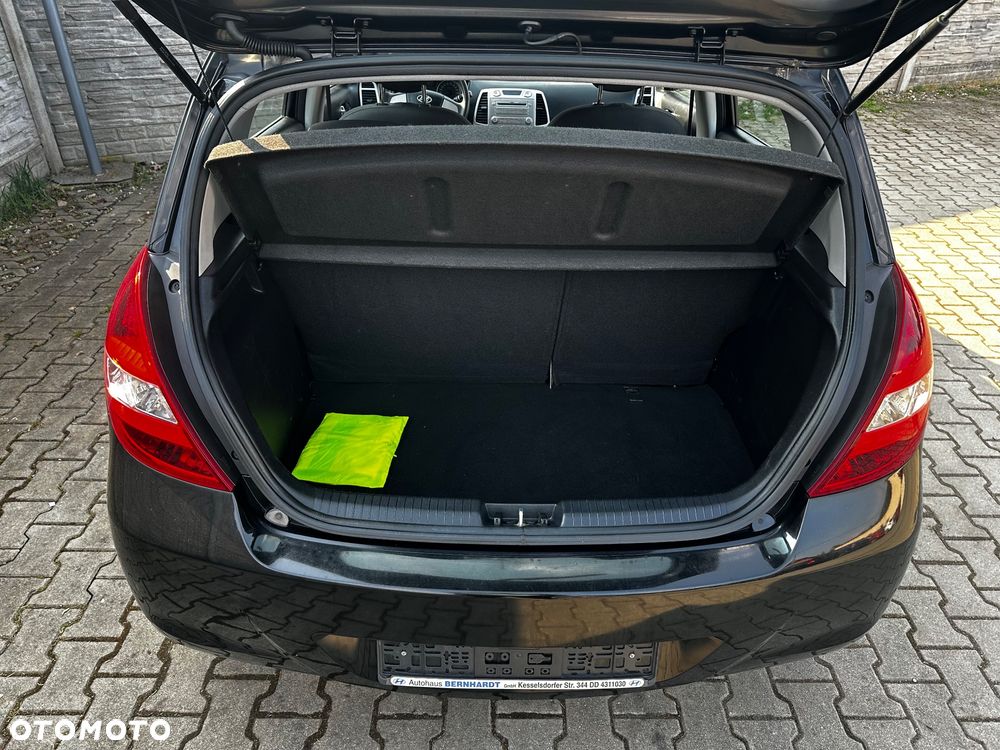 Hyundai i20 1.4 Comfort - 12