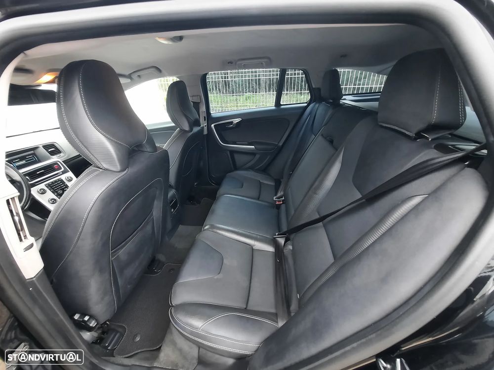 Volvo V60 1.6 D2 Drive R-Design Start/Stop - 34