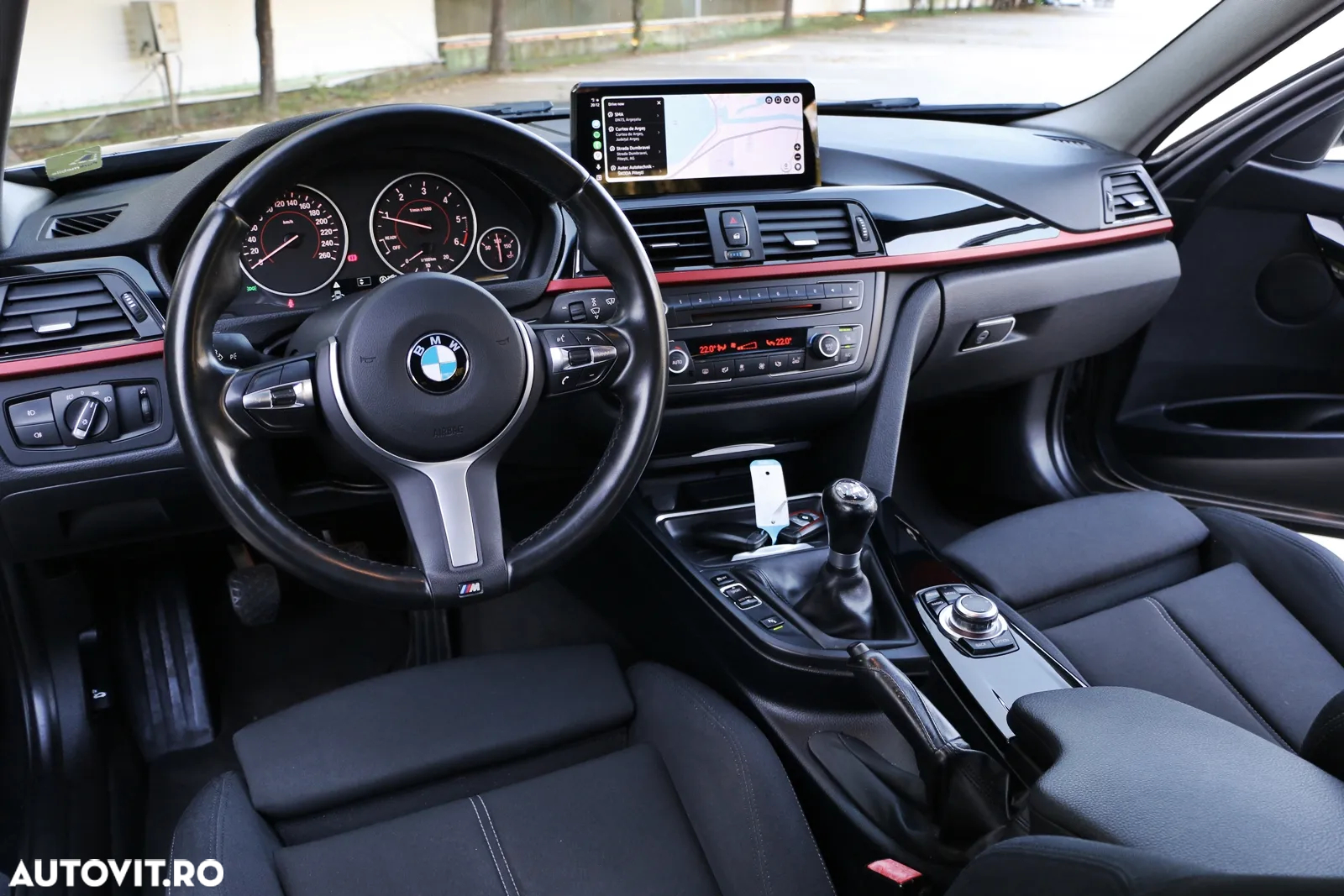 BMW Seria 3 320d xDrive Sport Line - 7