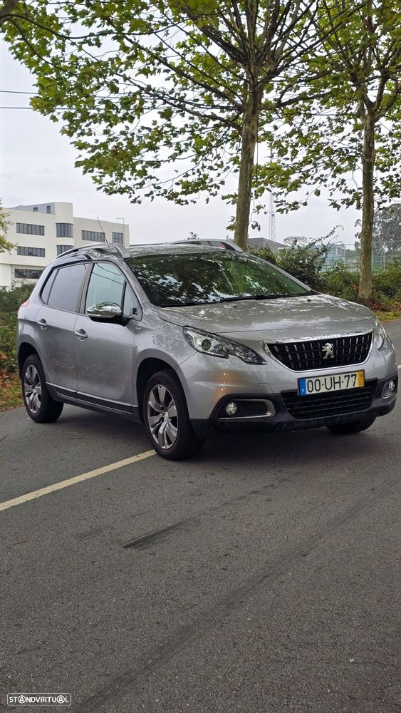 Peugeot 2008 1.2 PureTech Style - 19