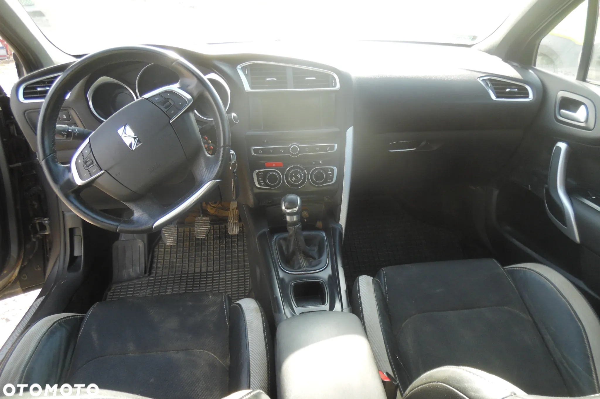 Citroën DS4 1.6 VTi SoChic - 11