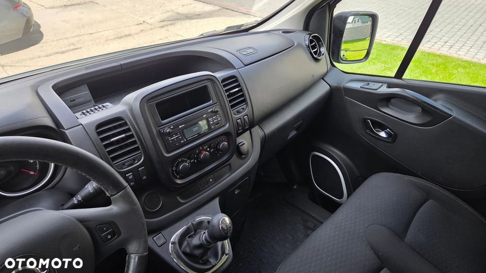 Opel Vivaro - 9