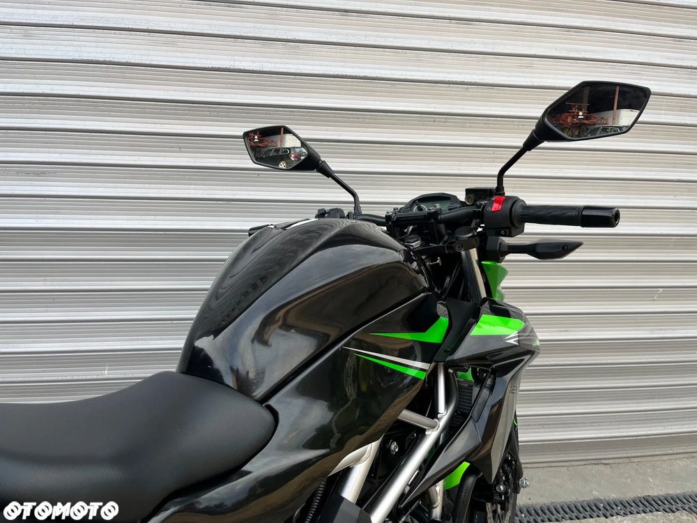Kawasaki Z - 15