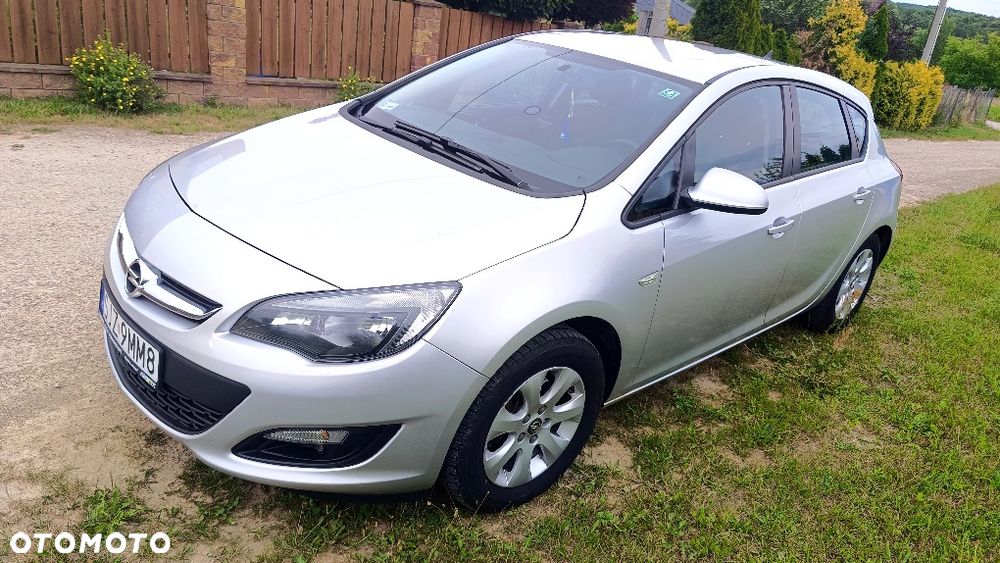 Opel Astra - 2