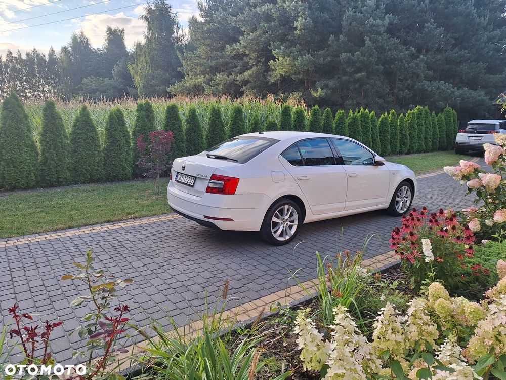 Skoda Octavia 1.6 TDI Clever - 9