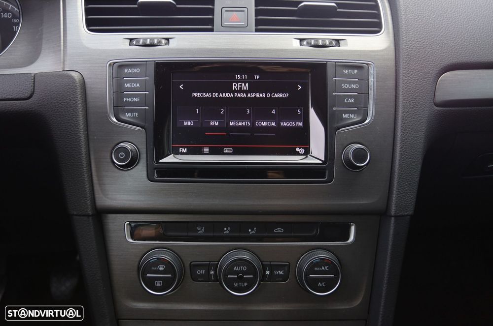 VW Golf 1.6 TDi Confortline - 10