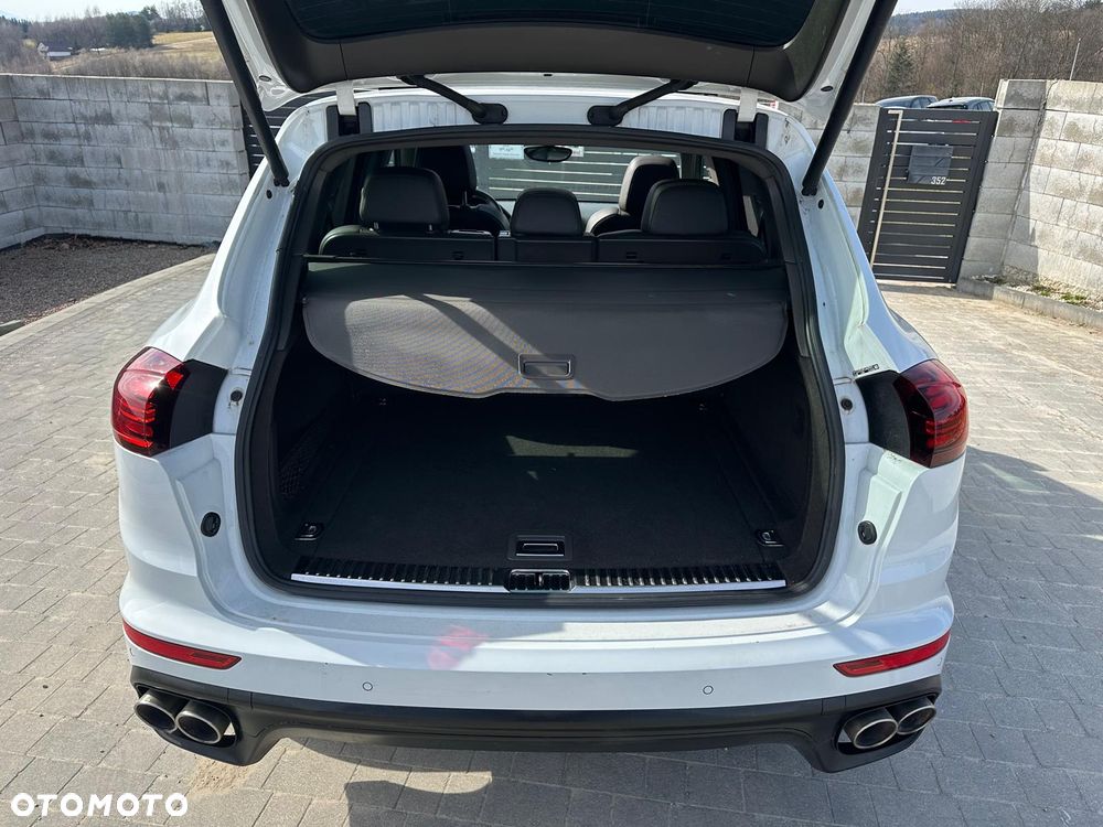 Porsche Cayenne S Tiptronic S - 16