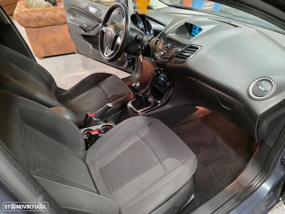 Ford Fiesta 1.6 TDCI Titanium - 5
