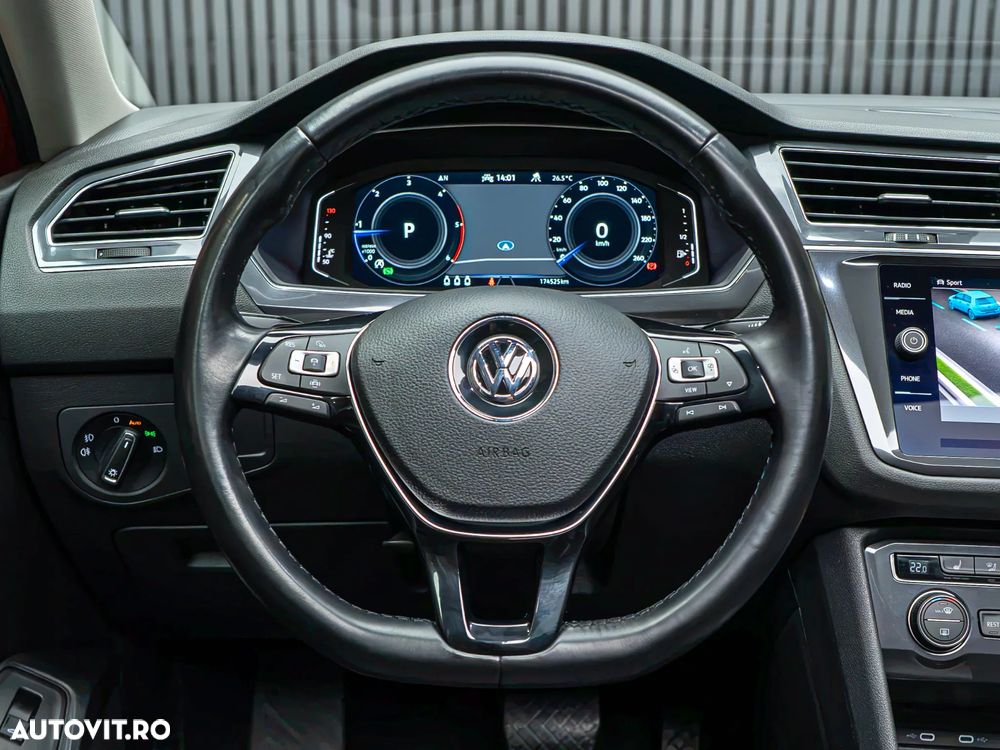 Volkswagen Tiguan 2.0 TDI DSG R-Line - 33
