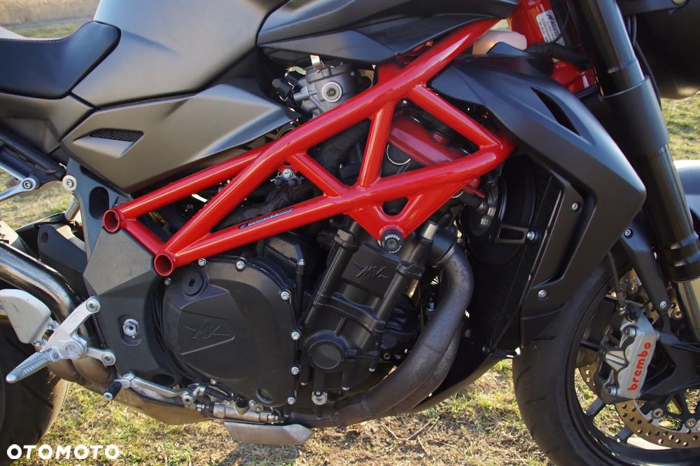 MV AGUSTA Brutale - 13