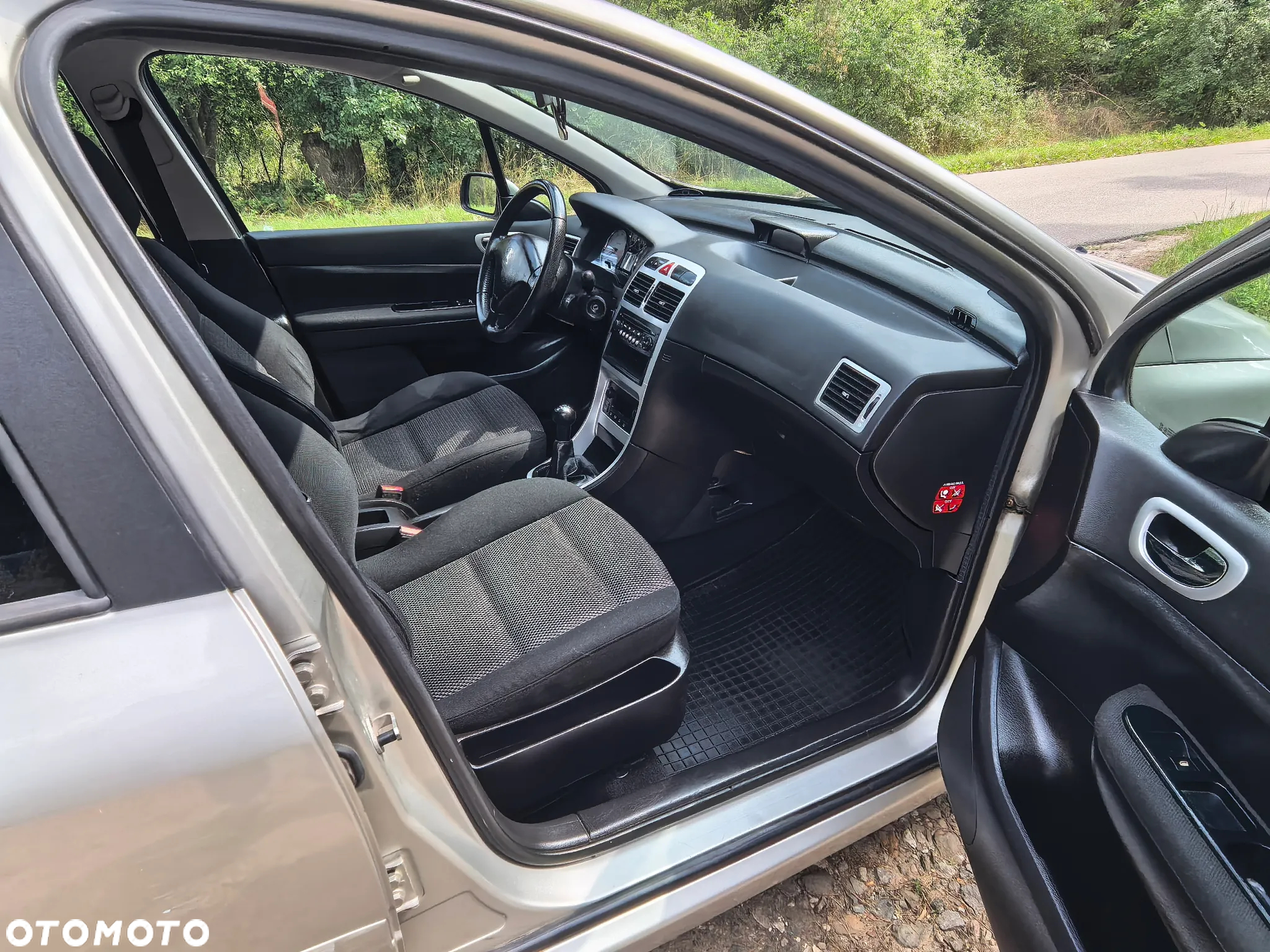 Peugeot 307 1.6 Oxygene - 32