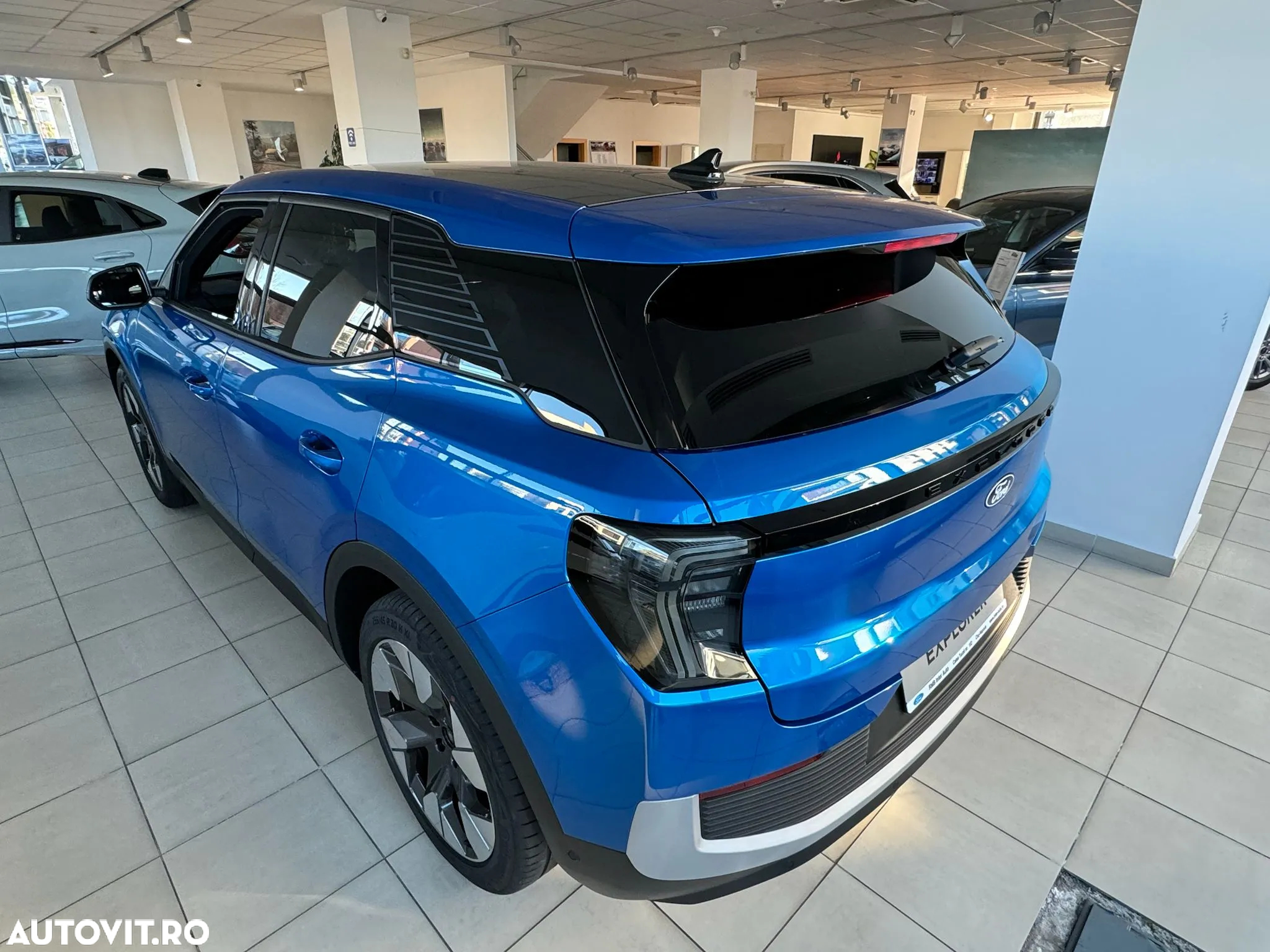 Ford Explorer RWD 77 kWh Extended Range Select - 10