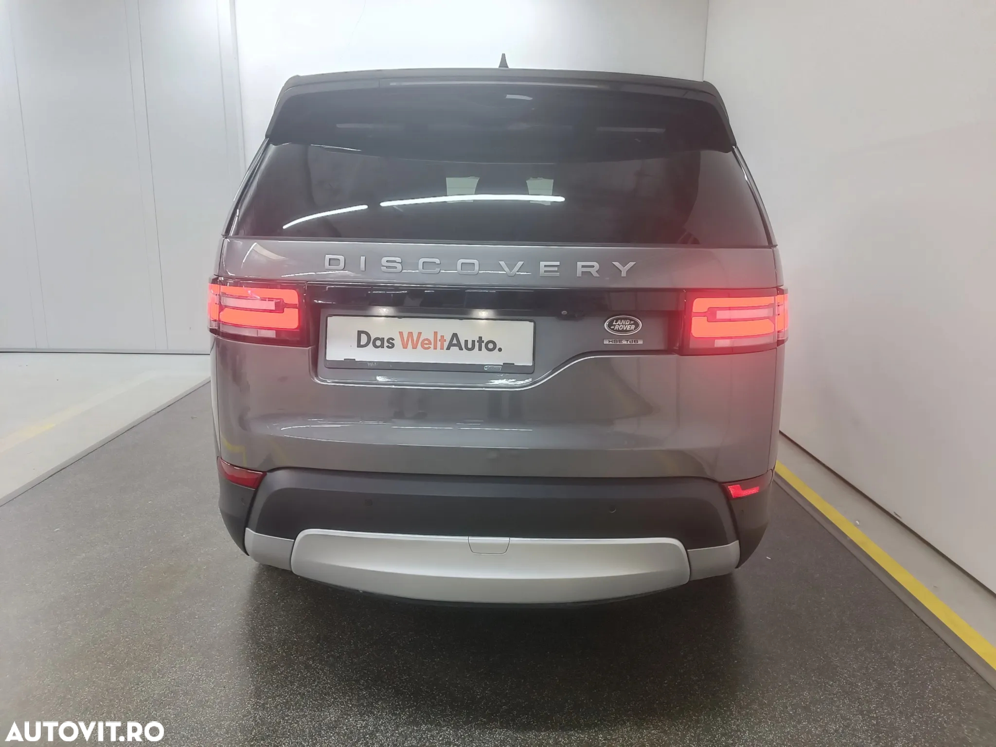 Land Rover Discovery 3.0 L TD6 HSE - 6