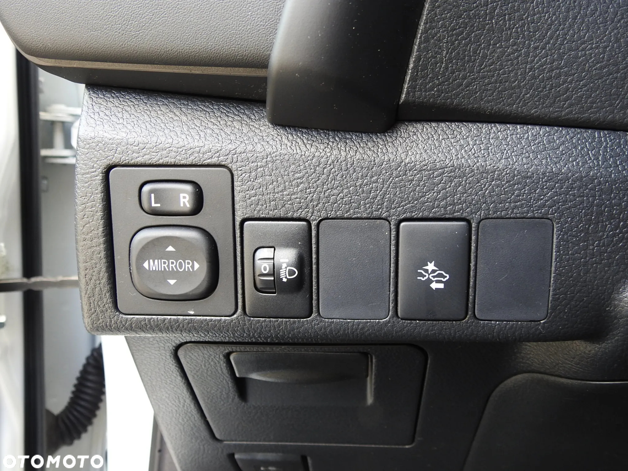 Toyota Auris 1.8 VVT-i Hybrid Automatik Comfort - 15