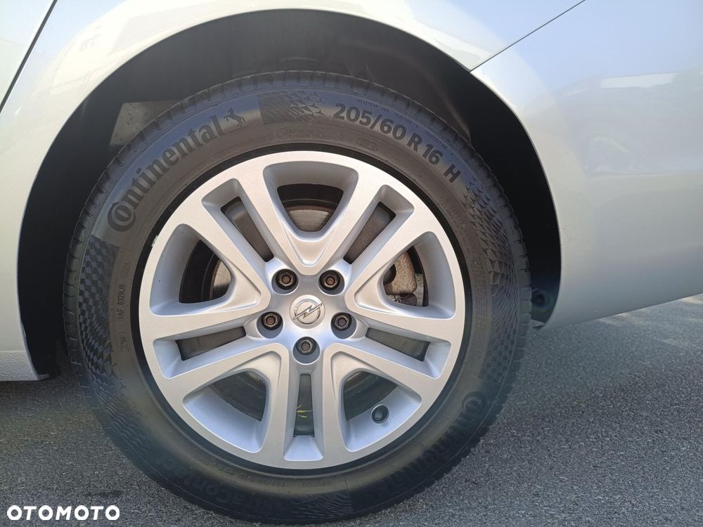 Opel Astra 1.6 CDTI Enjoy S&S - 8