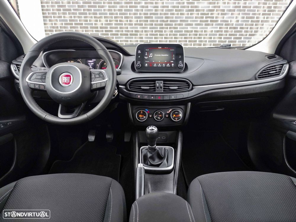 Fiat Tipo Station Wagon 1.6 M-Jet Lounge — fotografia 14
