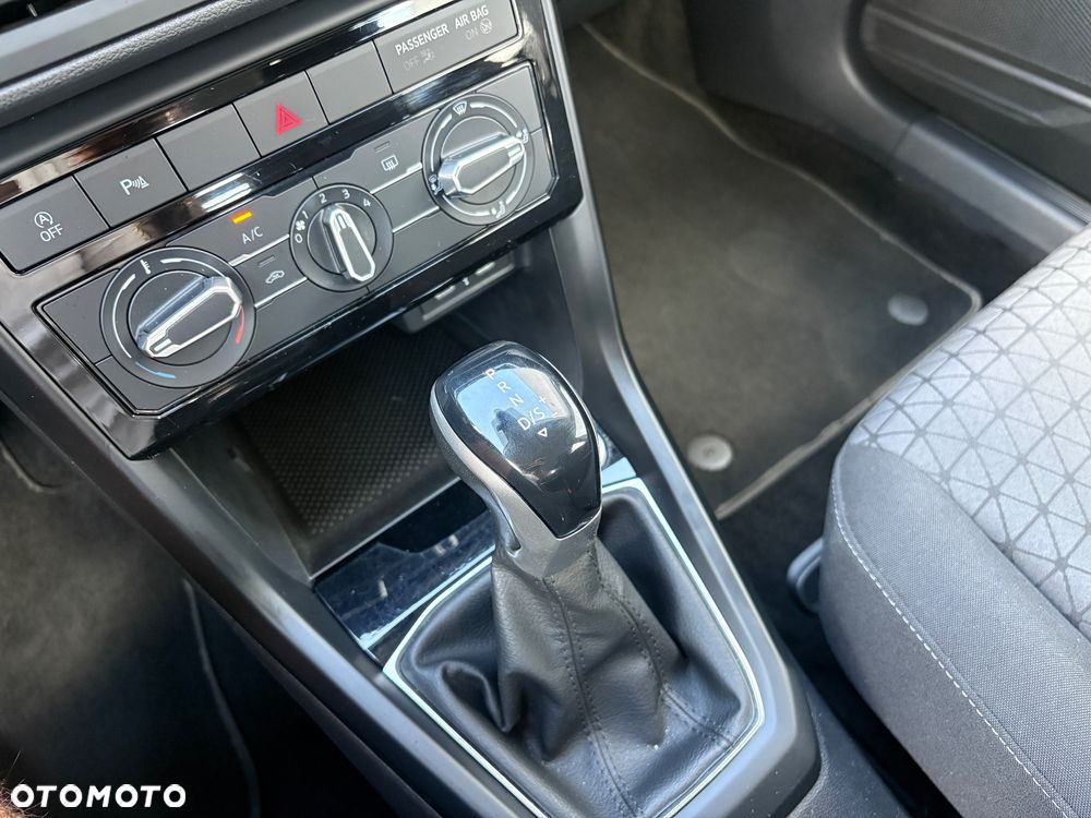 Volkswagen T-Cross - 29