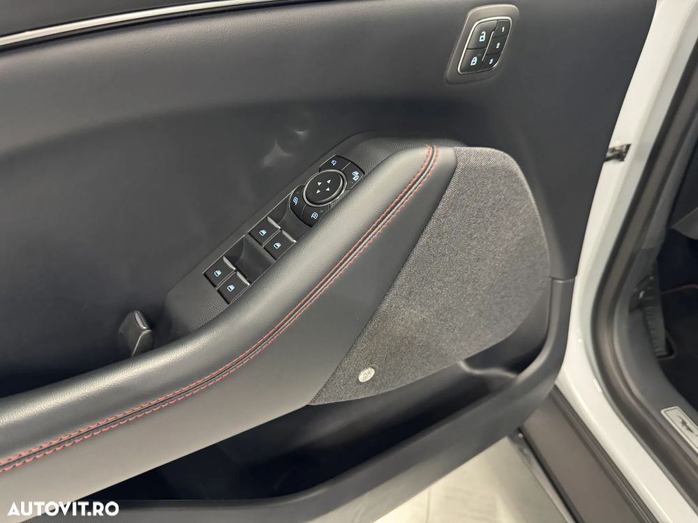 Ford Mustang Mach-E AWD Extended Range 258 kW Premium - 6