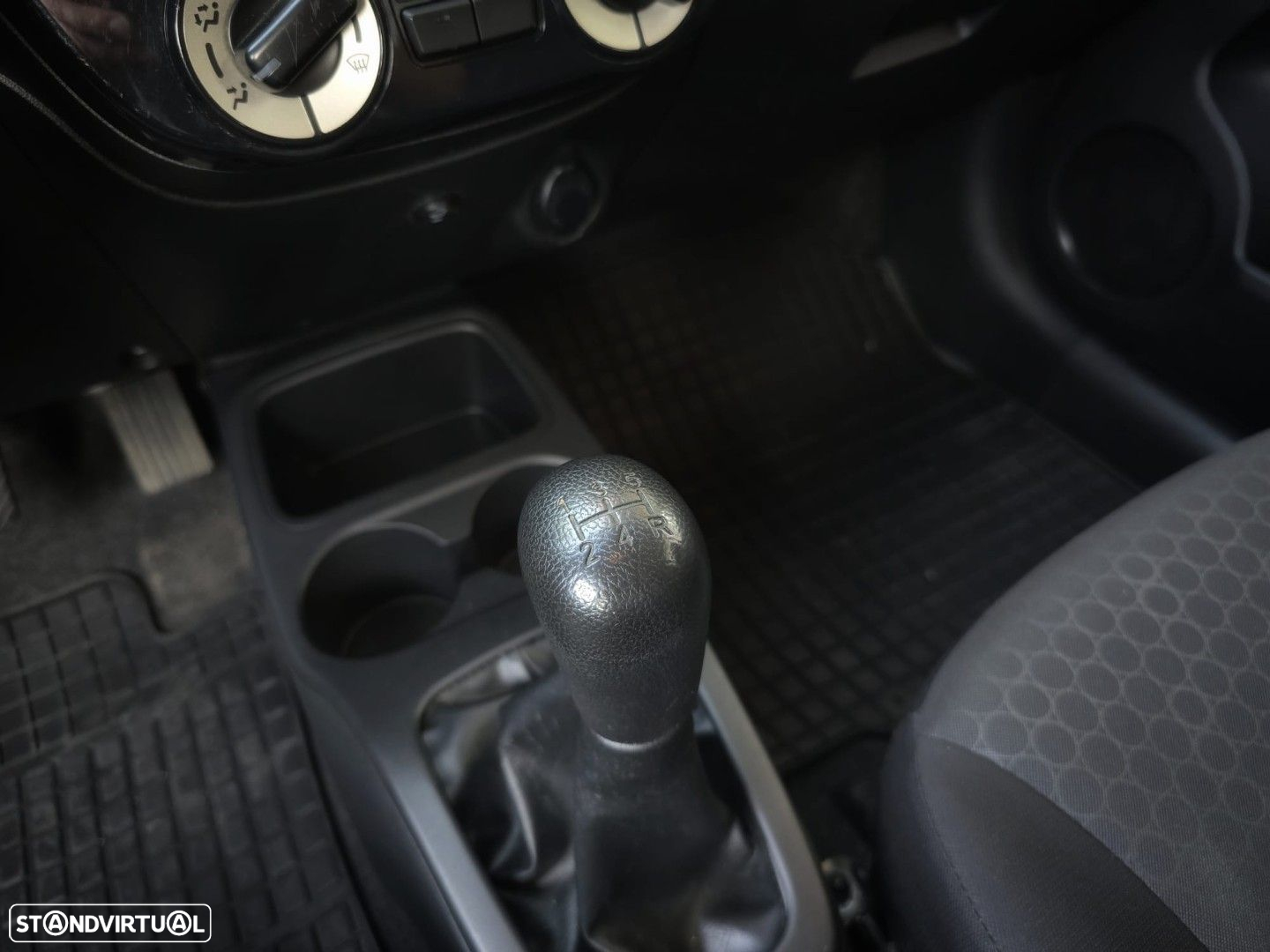 Mitsubishi Space Star 1.0 Active - 21
