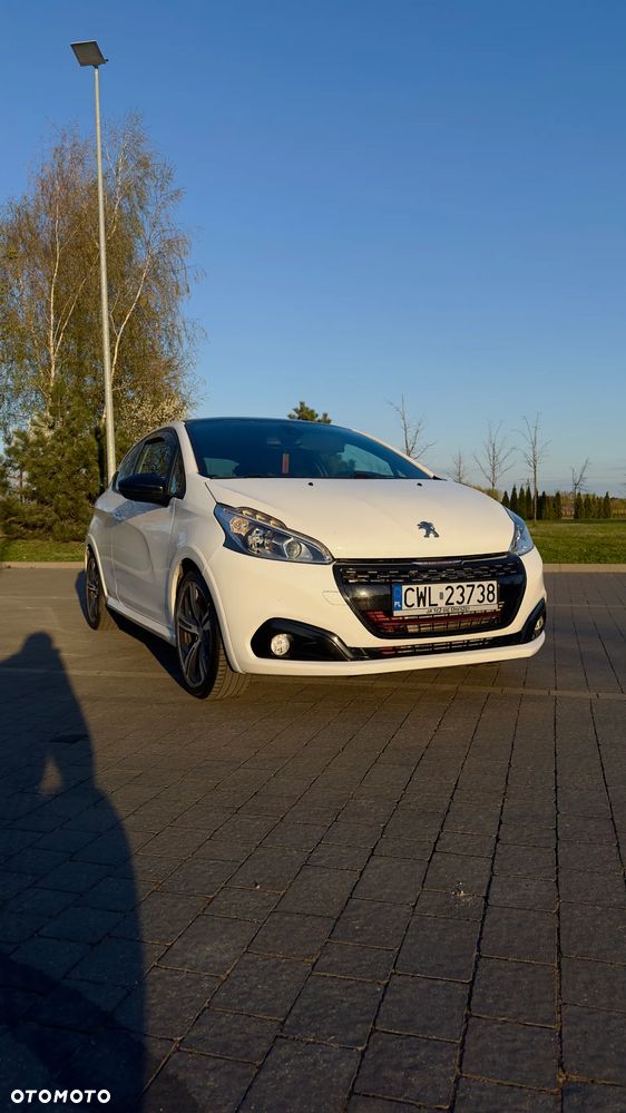 Peugeot 208 THP STOP & START GTi - 2