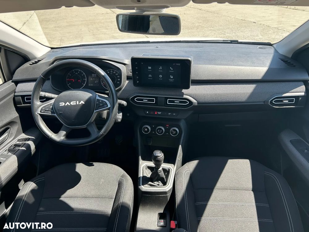 Dacia Logan 2023 photo 3