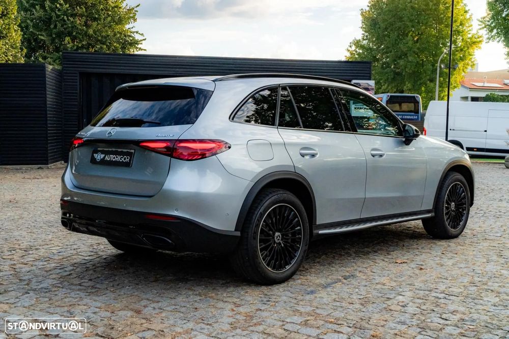 Mercedes-Benz GLC 300 e 4Matic 9G-TRONIC AMG Line Advanced - 6