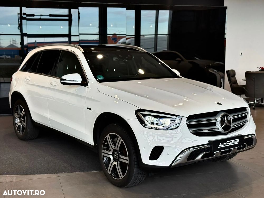 Mercedes-Benz GLC 300 e 4Matic 9G-TRONIC - 3