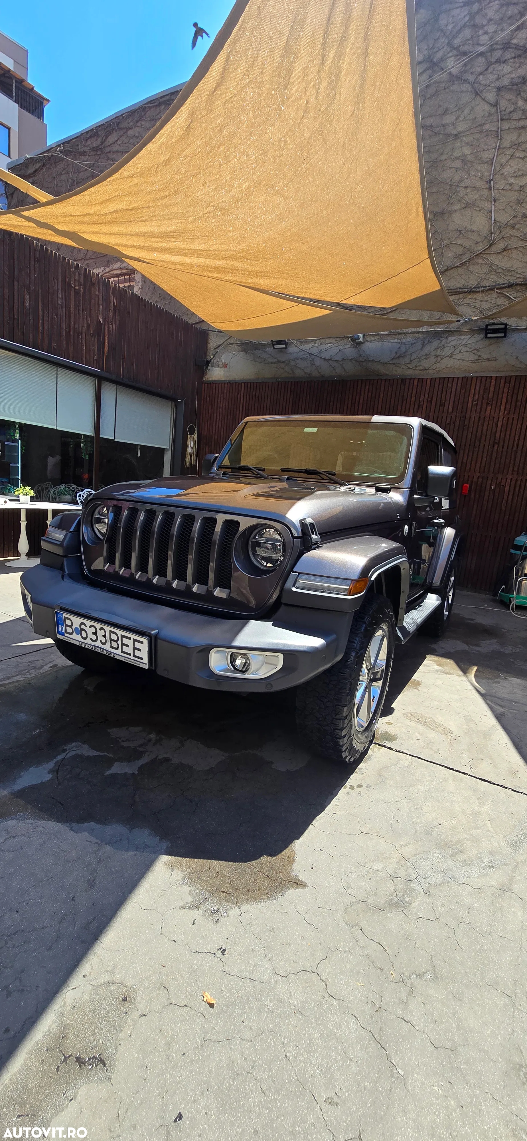 Jeep Wrangler 2.0 Turbo AT8 Sahara - 4