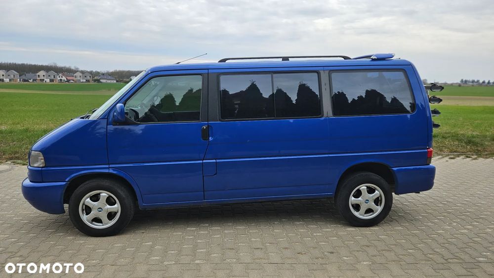 Volkswagen Multivan - 7
