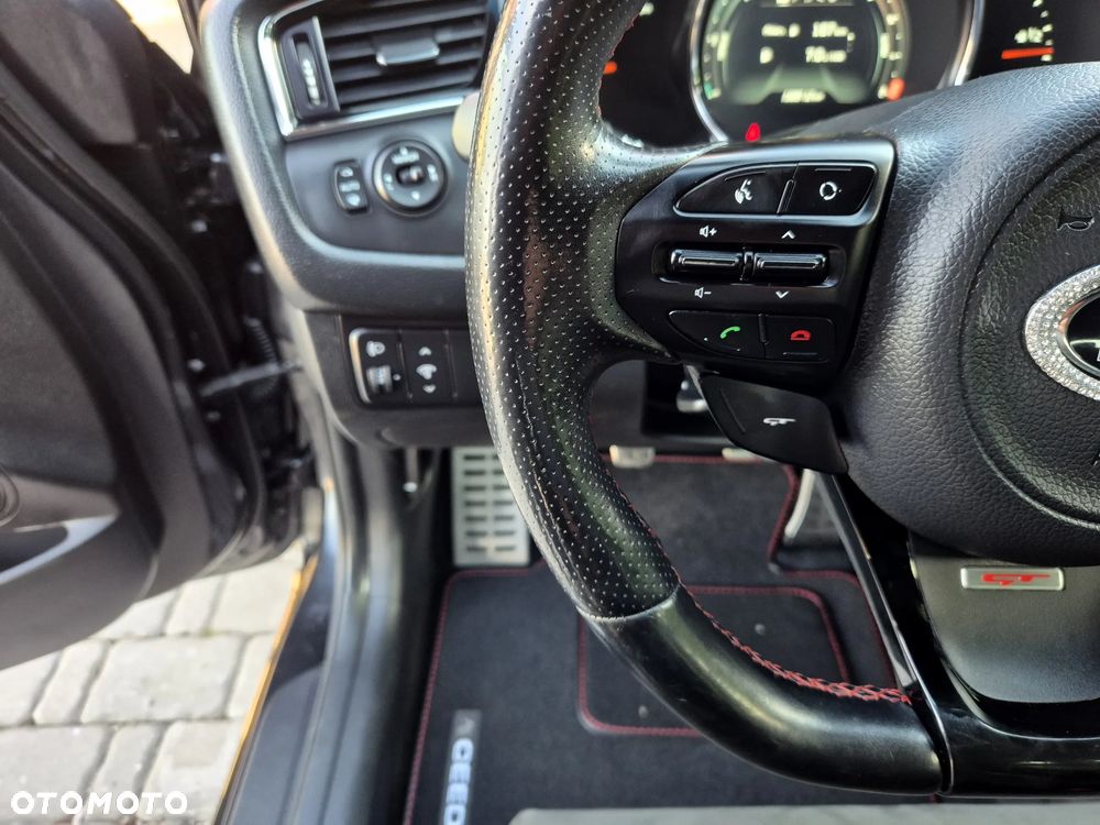 Kia Ceed 1.6 T-GDI GT-Challenge - 26