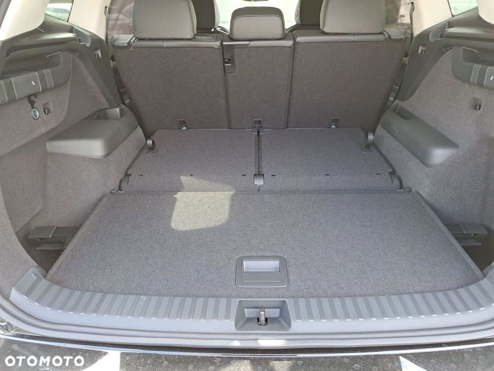 Volkswagen Tayron 1.5 eTSI mHEV Elegance DSG - 17