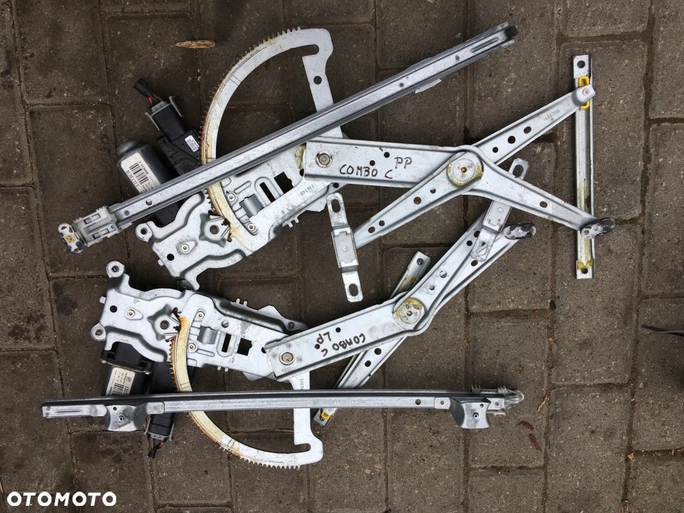 OPEL COMBO C PODNOŚNIK SZYBY PRAWY PRZÓD