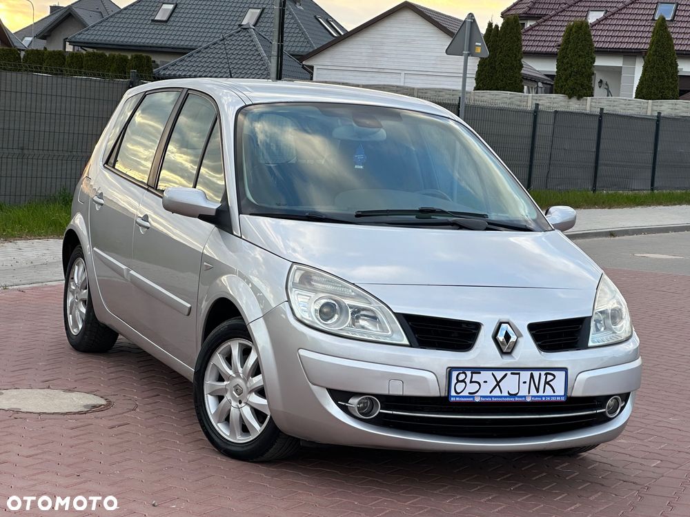 Renault Scenic 2.0 16V Dynamique - 9