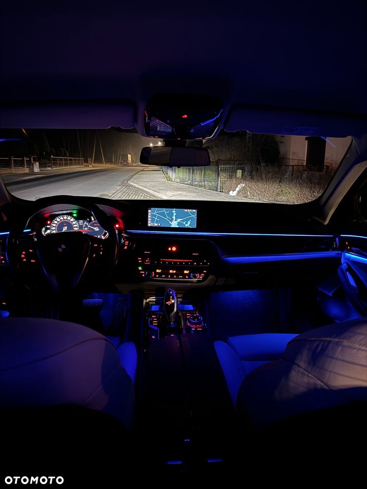 BMW Seria 5 530d - 14