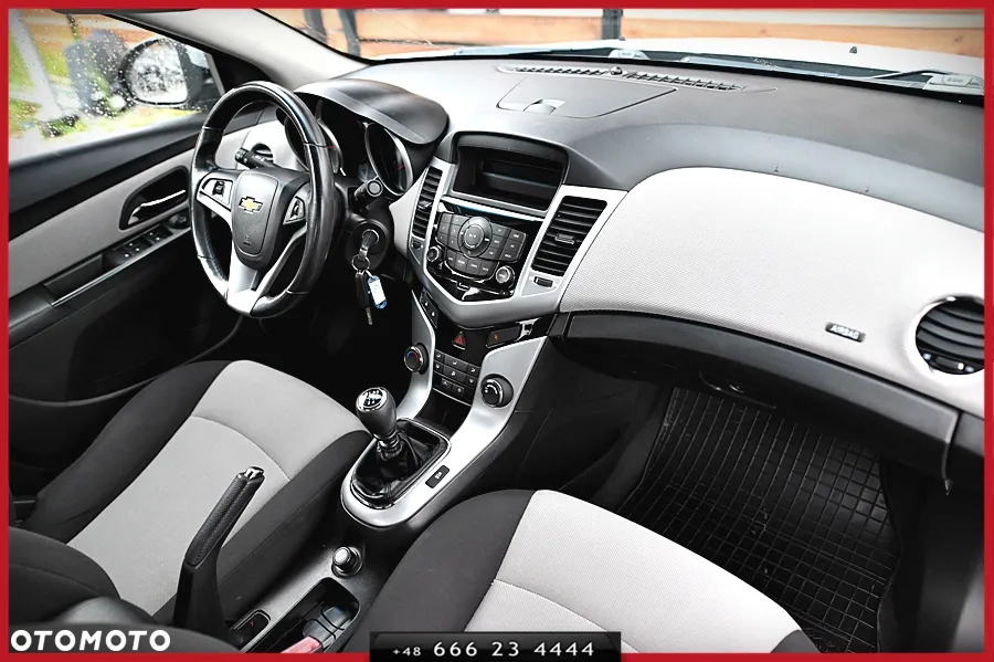 Chevrolet Cruze 1.6 LT+ - 15