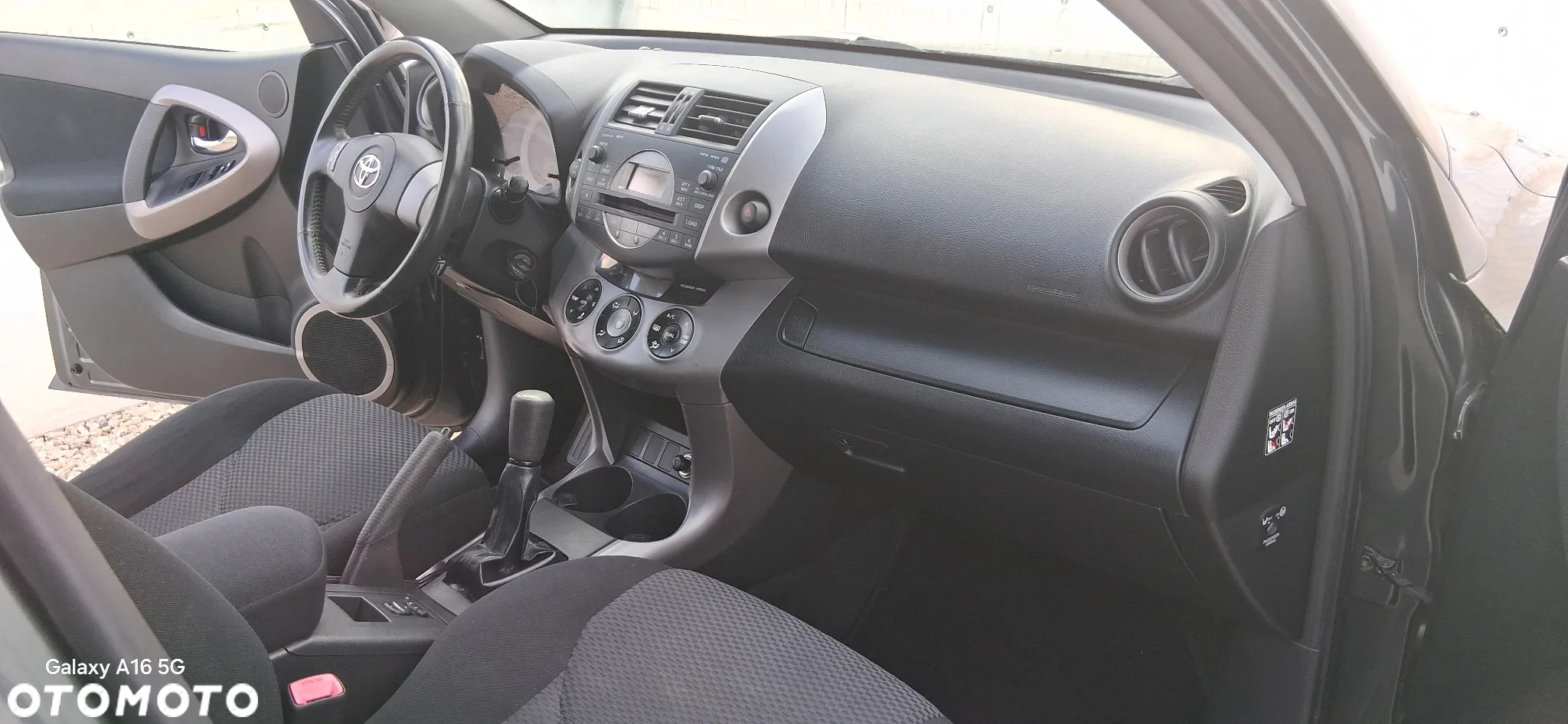 Toyota RAV4 2.0 4x4 Sol - 18