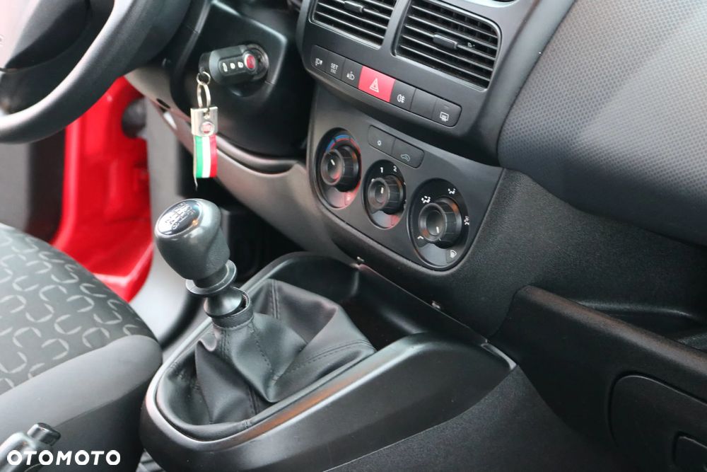 Fiat DOBLO - 19